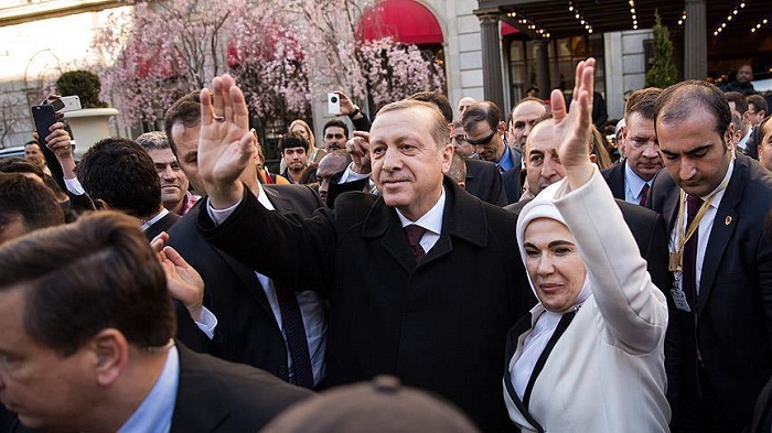 Chaleureux accueil populaire réservé à Erdogan à Washington